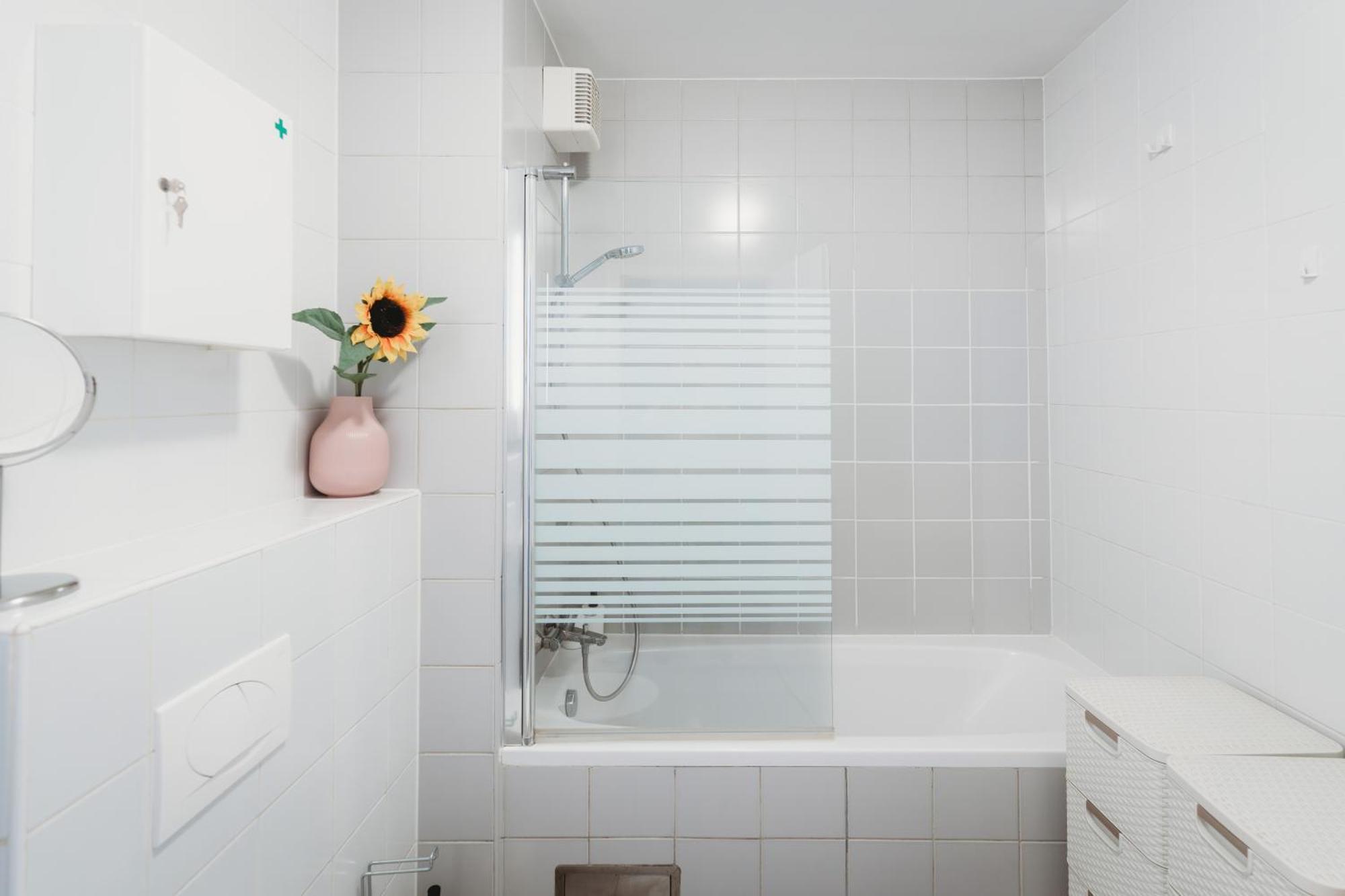 Peaceful Little Retreat, Spacious Free Garage Park Lubiana Esterno foto